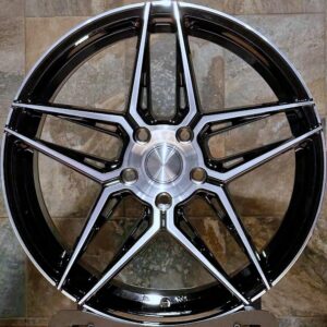 Replica ST AH G440 8x18 5x114.3 ET35 D73.1 MBF