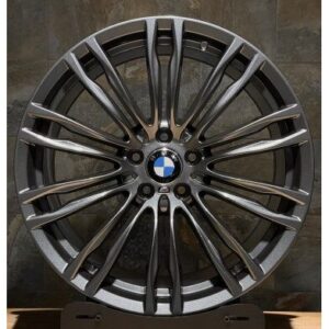 Replica ST B 747M 10.5x21 5x112 ET35 D66.6 Gloss Black